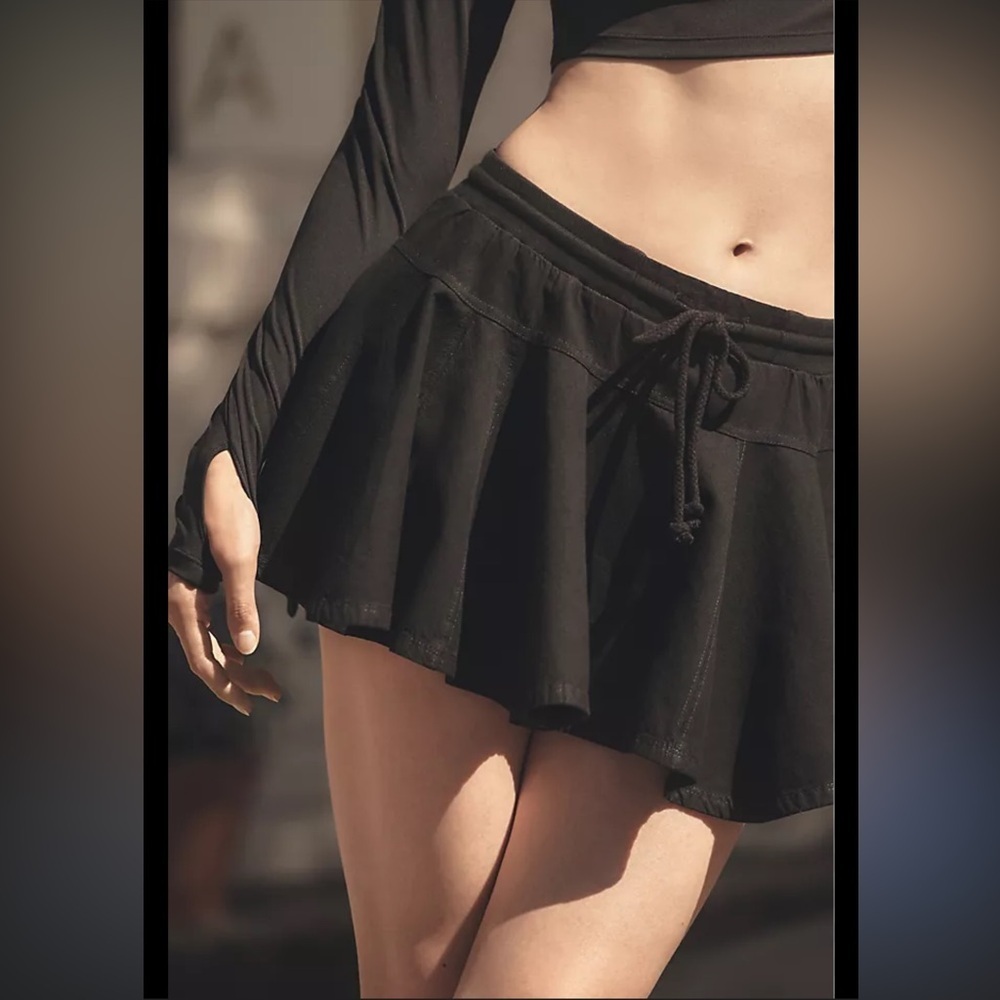 Anthropologie Daily Practice Black Skort